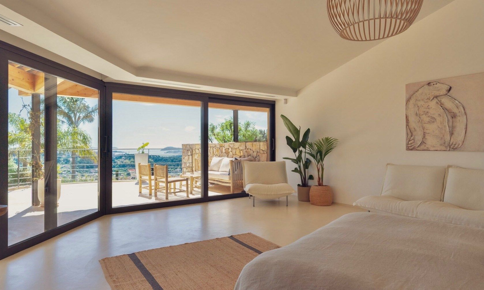 house 6 Rooms for sale on OLLIOULES (83190)