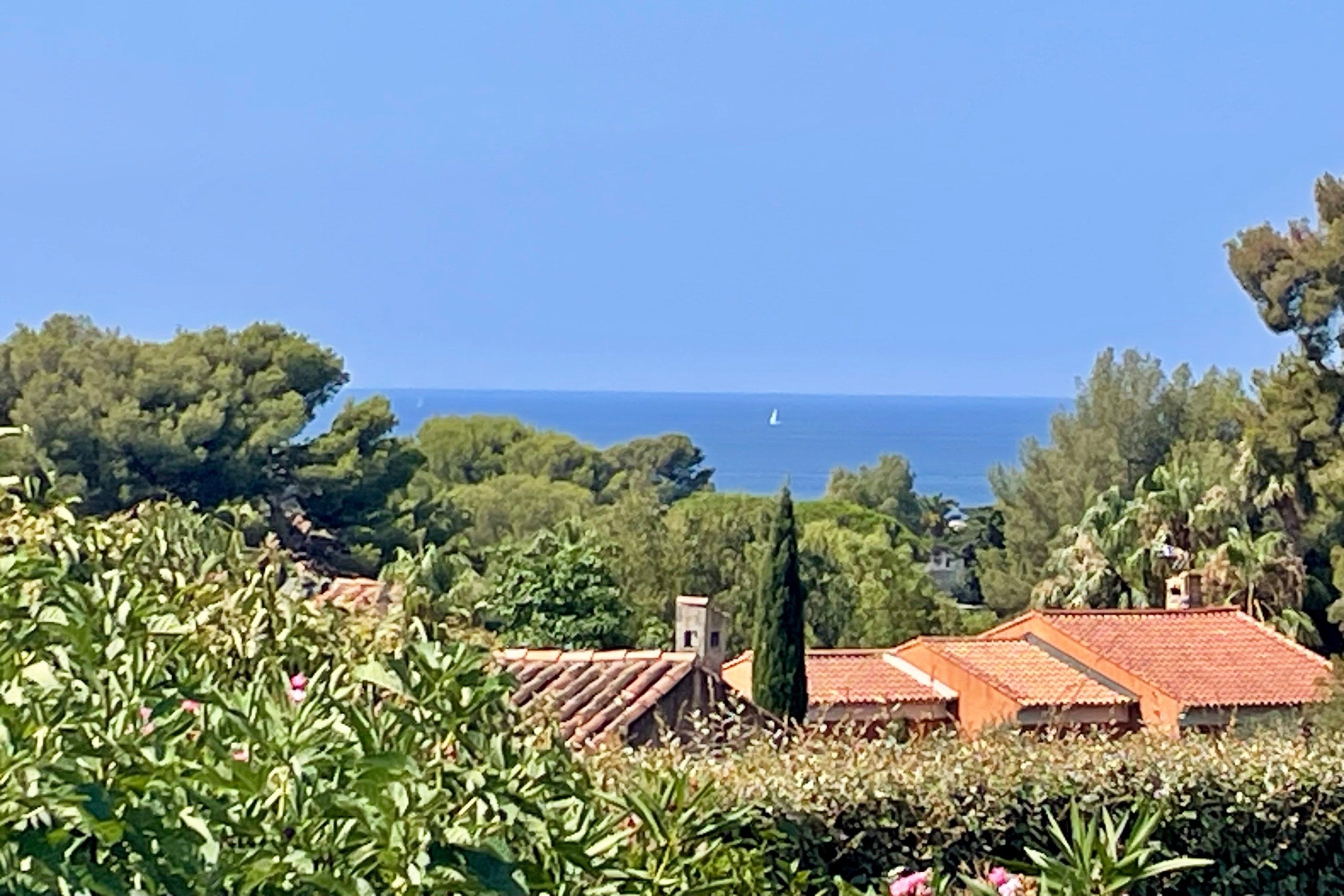 villa 7 Pièces en vente sur SANARY SUR MER (83110)