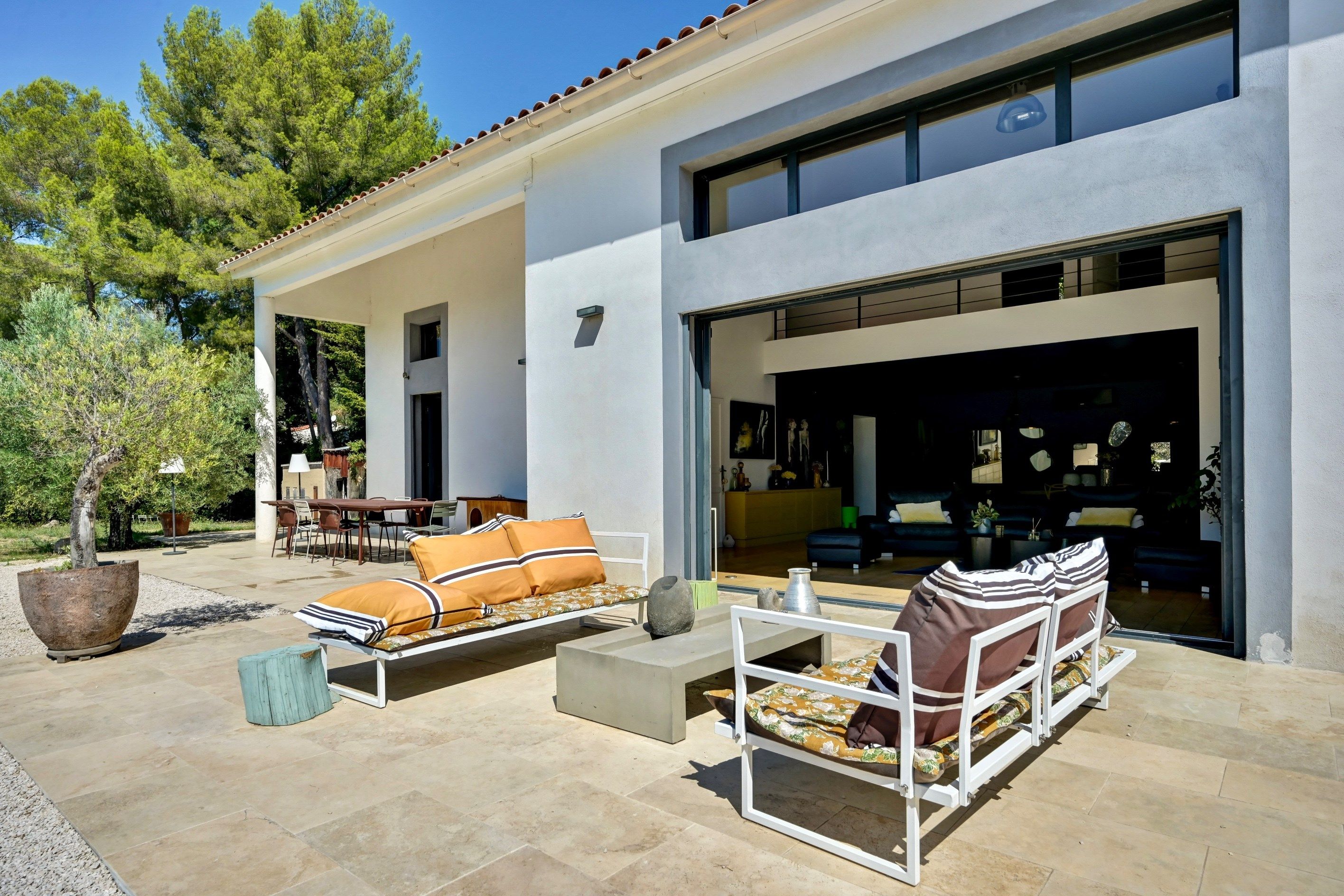maison 7 Pièces en vente sur AUBAGNE (13400)