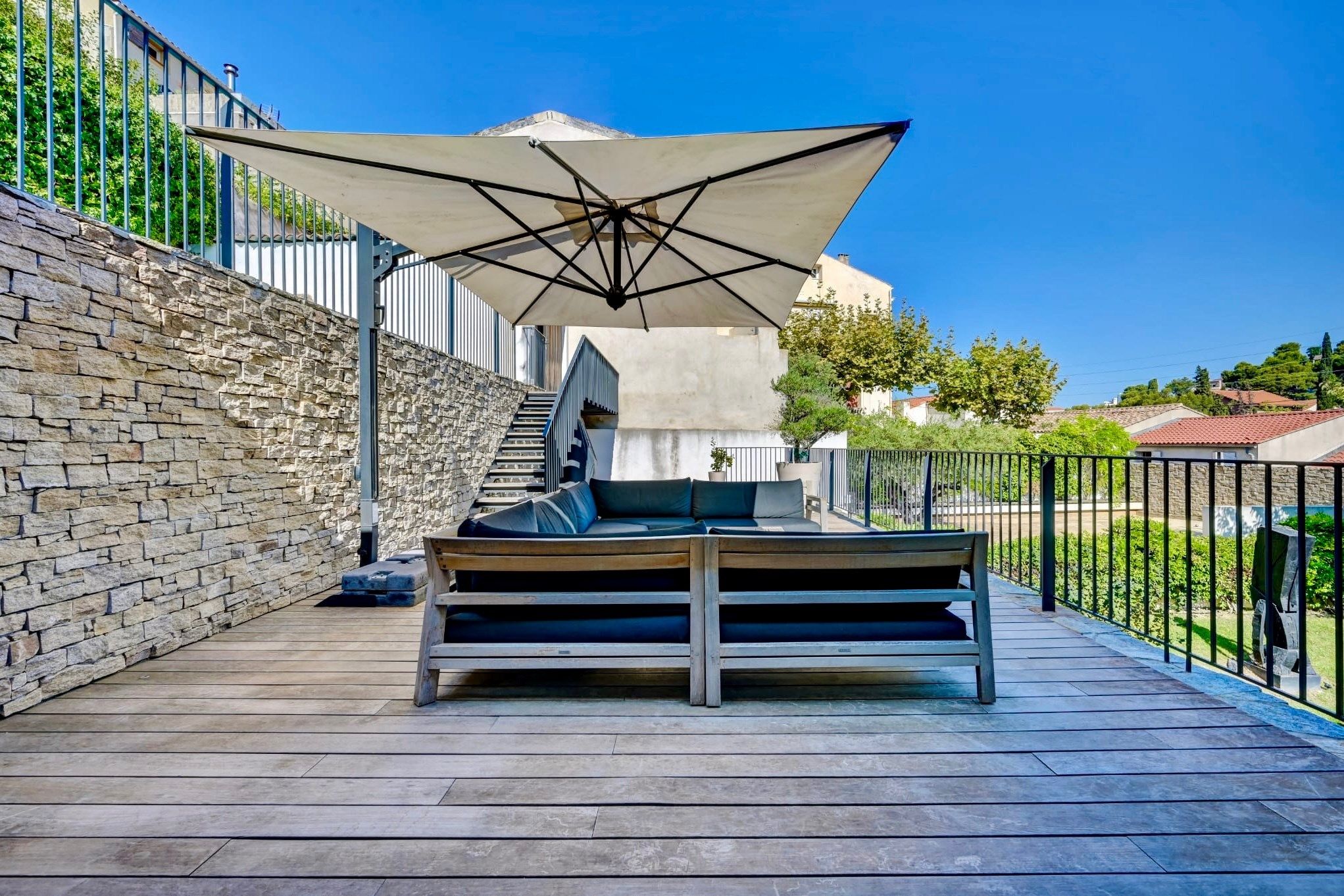 maison 6 Pièces en vente sur MARSEILLE (13007)