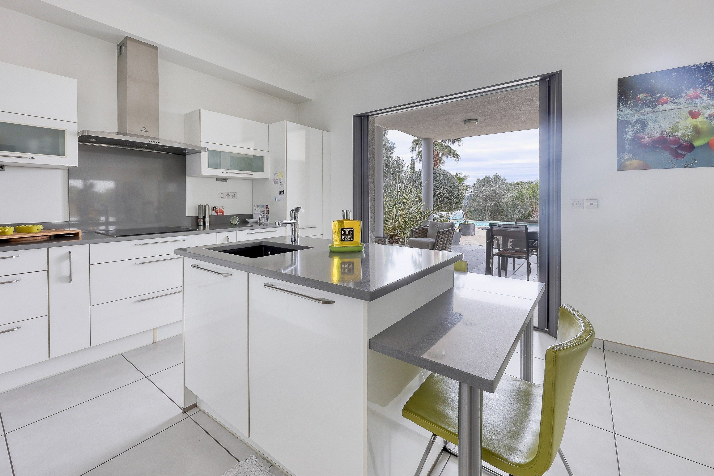 maison contemporaine 9 Pièces en vente sur AIX EN PROVENCE (13090)