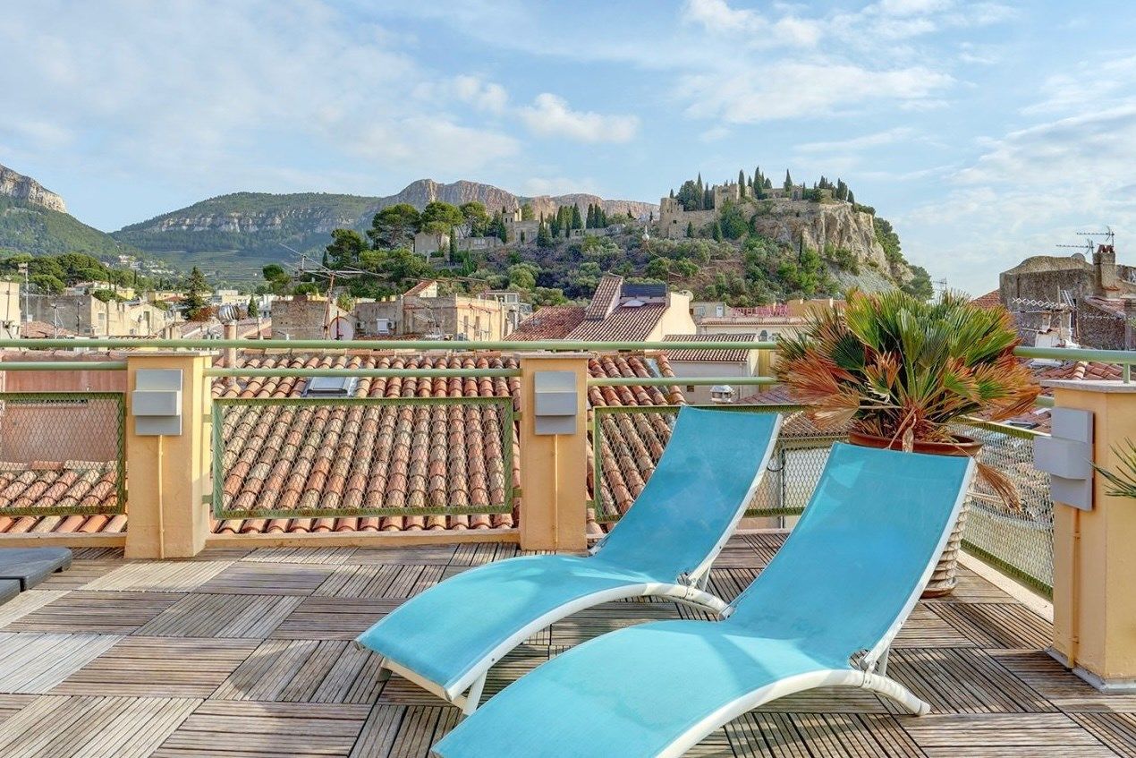Sale Townhouse Cassis 11 Rooms 180 m²