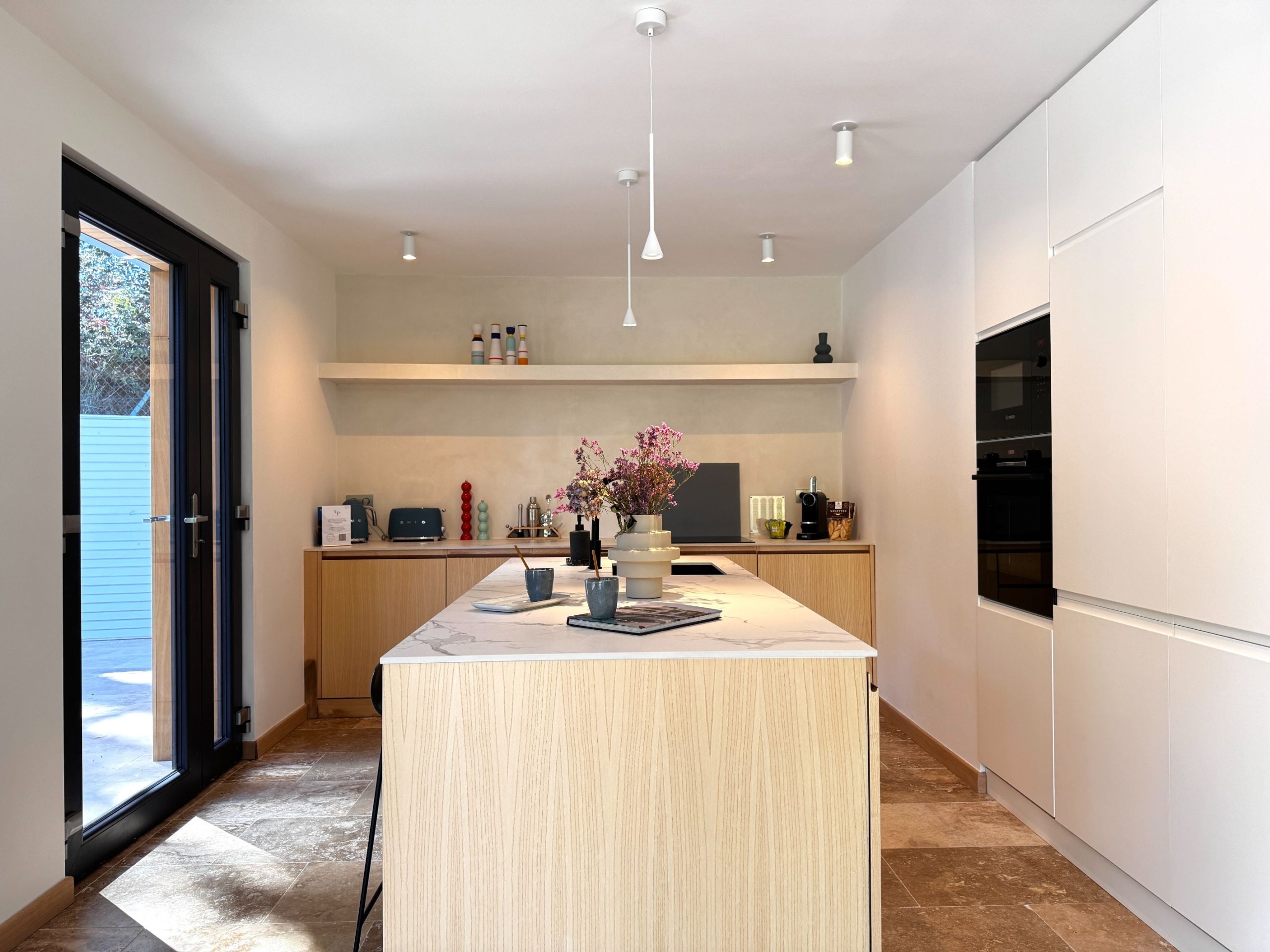 house 9 Rooms for sale on CASSIS (13260)