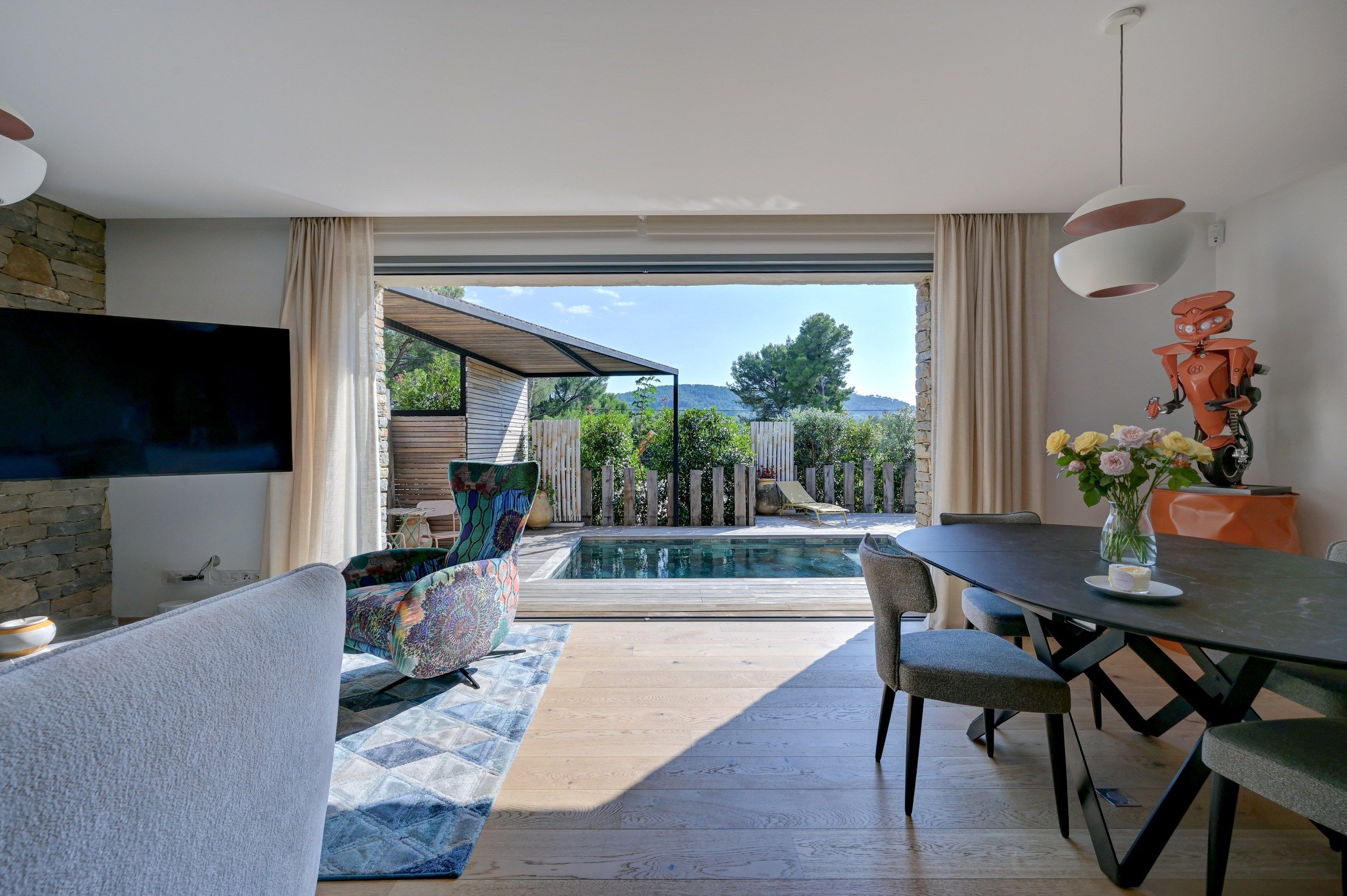 house 5 Rooms for sale on LA CADIERE D AZUR (83740) Sale House La Cadière-d'Azur 5 Rooms 125 m²
