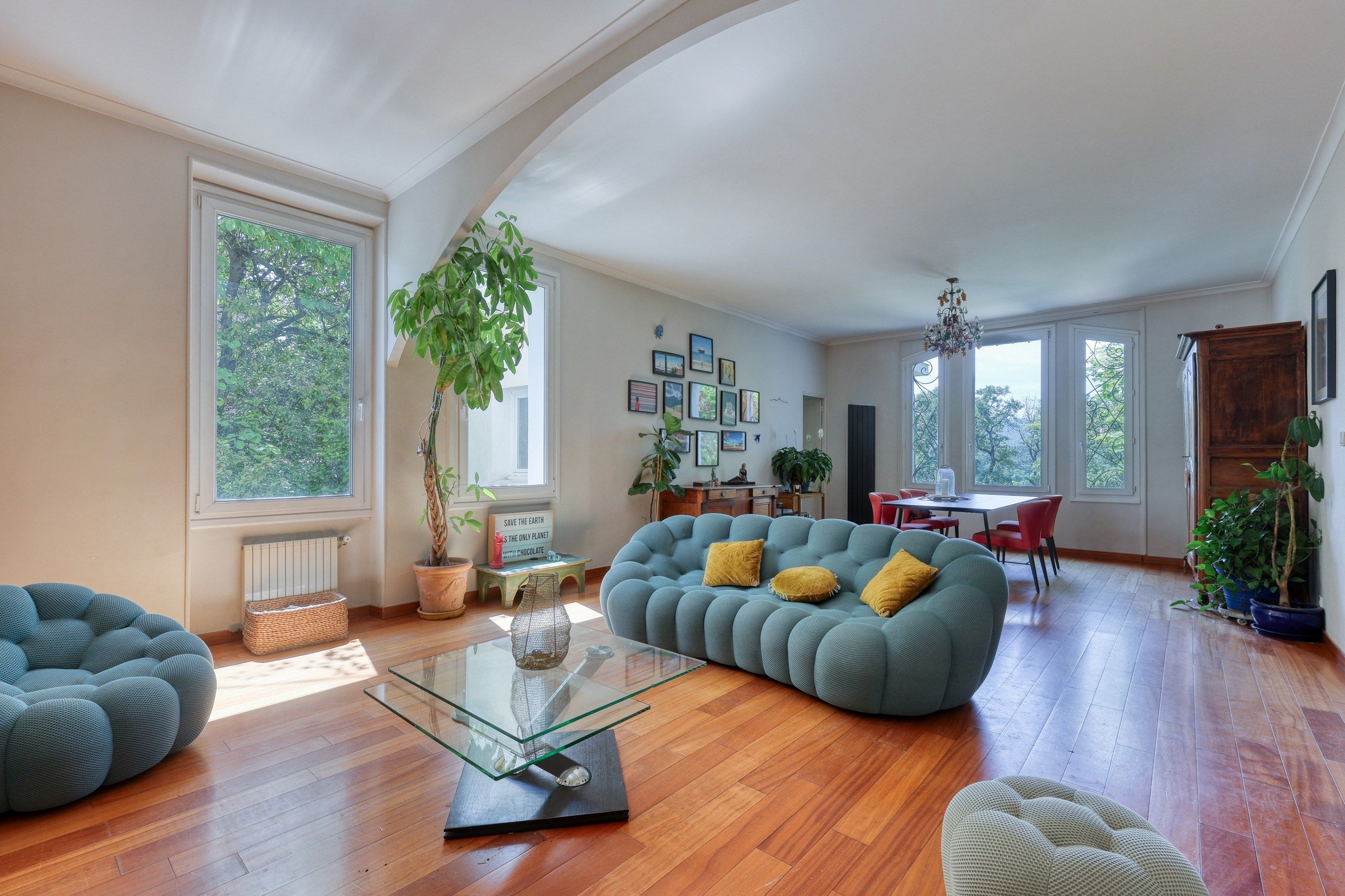 maison 10 Pièces en vente sur AUBAGNE (13400)